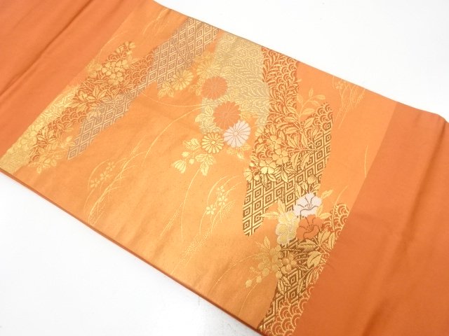 Nagoya obi woven with a classic pattern of flowers